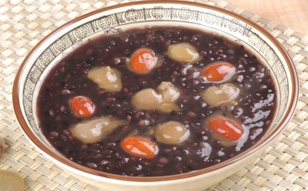 男性怎樣預(yù)防脫發(fā)？男性脫發(fā)吃什么食物好？(1)