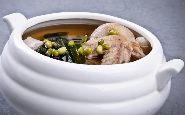 皮膚瘙癢食療吃什么好？哪些食物可以治療皮膚瘙癢？(1)