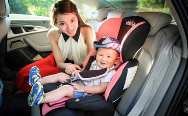寶寶暈車有什么癥狀？寶寶暈車了怎么辦？(1)