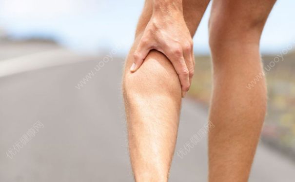 腿抽筋到底是怎么回事？腿抽筋是什么原因?qū)е碌模?1)