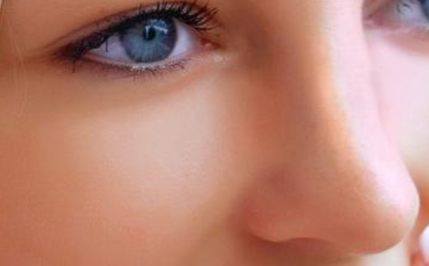 患上過敏性鼻炎怎么辦？中醫(yī)如何按摩治療過敏性鼻炎？(1)
