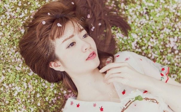 13歲可以女生接吻嗎？13歲女生接吻會怎么樣？(3)