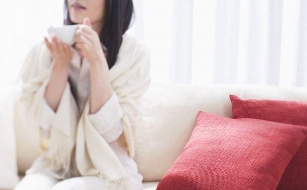 女性更年期在什么年齡？更年期會有哪些表現(xiàn)？(1)