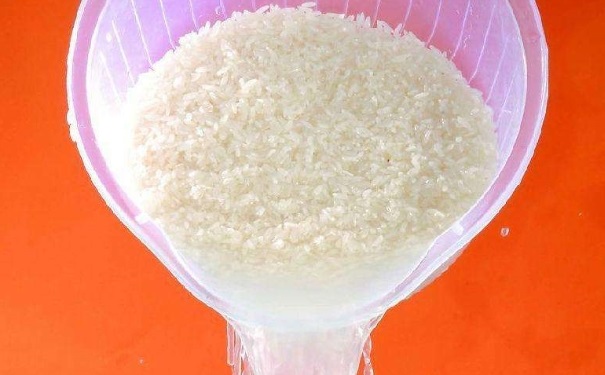 淘米水有什么用處？怎么有效使用淘米水？(1)