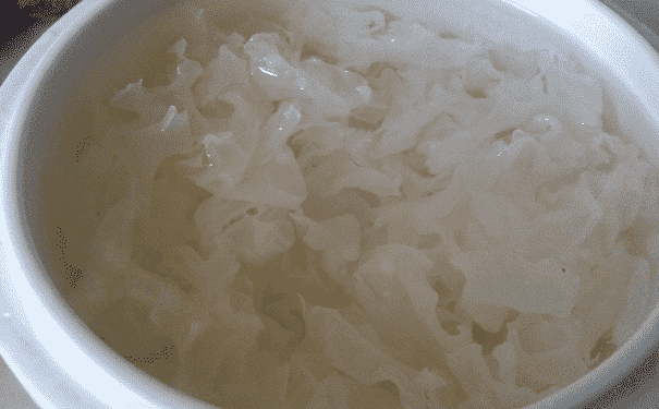 春天吃哪些食物好？春季應(yīng)該怎么養(yǎng)生？(1)
