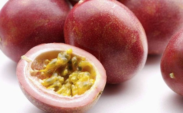 百香果有何功效？百香果對(duì)身體有何益處？(1)