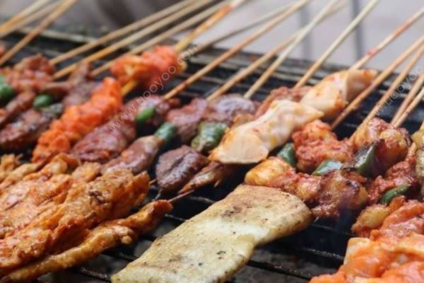 男子全身皮膚瘙癢竟是體內(nèi)長了蟲子！生食有哪些潛在危害(3)