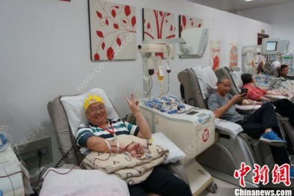 60歲老人20年共獻(xiàn)血184次，獻(xiàn)血的好處及注意事項(xiàng)(2)