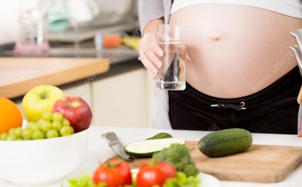 高齡產(chǎn)婦吃什么水果好？高齡產(chǎn)婦孕期飲食要注意什么？(1)