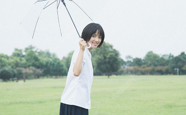 初中適合什么發(fā)型？初中女學生適合的發(fā)型(4)