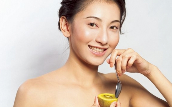 更年期女性怎么保養(yǎng)皮膚？女性更年期的保養(yǎng)(1)