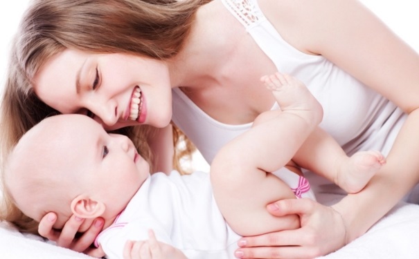 哺乳期感冒能喂奶嗎？哺乳期感冒可以喂奶嗎？(1)