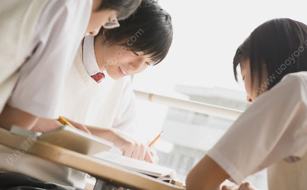 高中生經(jīng)常熬夜怎么辦？高中老是熬夜怎么辦？(1)