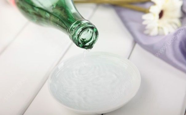 衣服發(fā)霉怎么洗掉？衣服發(fā)霉要怎么洗干凈？(3)