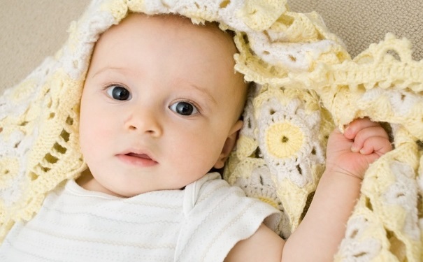 寶寶2歲不會說話是什么原因？孩子2歲不會說話是怎么回事？(1)