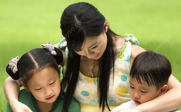 如何引導孩子走出性侵的心理陰霾？孩子被性侵后怎么辦？(1)