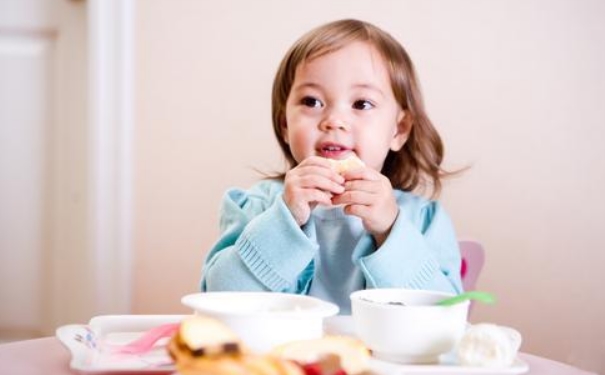 孩子吃飯不長肉是怎么回事？孩子吃飯不長肉的原因(1)