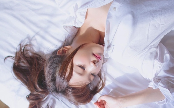 月經(jīng)不調(diào)該怎么調(diào)理？月經(jīng)不調(diào)的危害有哪些？(1)