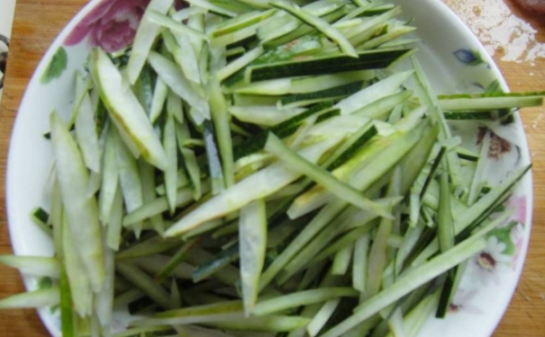 冬瓜皮能治腳氣嗎？冬瓜皮煮水治腳氣嗎？(1)