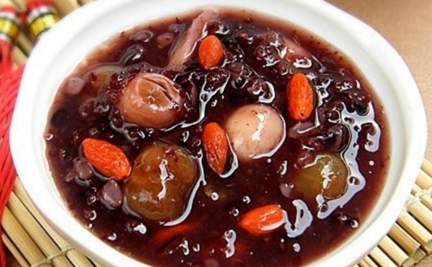 中醫(yī)補(bǔ)腎怎么調(diào)理？有什么食療方法能治療腎虛？(1)