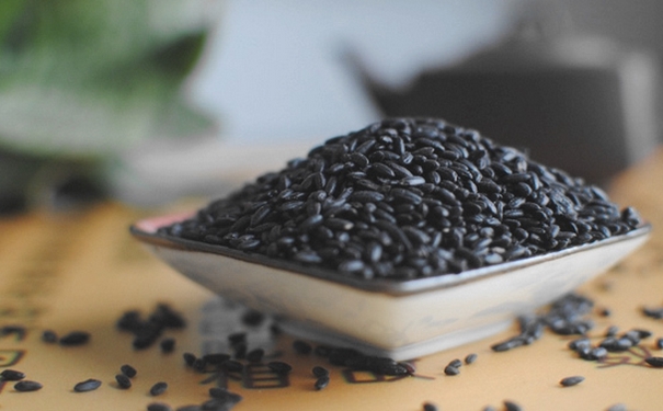 哪些食物越吃越黑？哪些食物吃了皮膚發(fā)黑？(1)