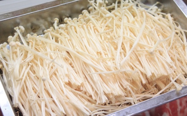金針菇的功效作用是什么？吃金針菇的好處是什么？(1)