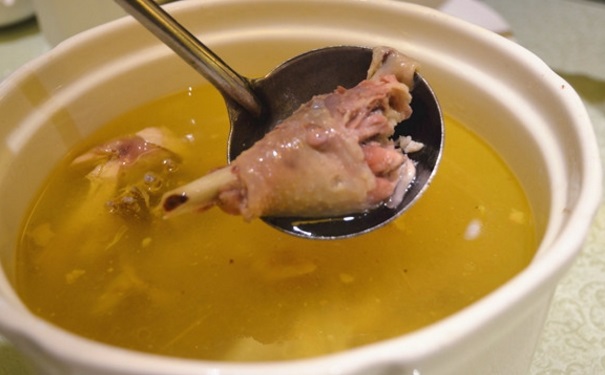 不能喝雞湯的人群有哪些？雞湯的禁忌人群有哪些？(1)