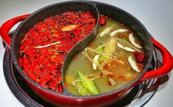 冬季吃火鍋?zhàn)⒁馐马?xiàng)有哪些？冬季如何健康吃火鍋？(1)