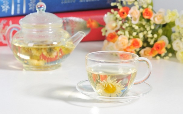 喝菊花茶的利弊是什么？哪些人忌喝菊花茶？(1)