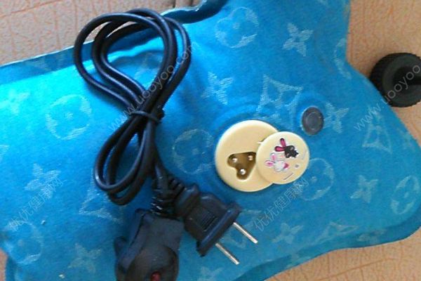 熱水袋充電的時候很響正常嗎？熱水袋咕嚕咕嚕聲會爆炸嗎？(3)