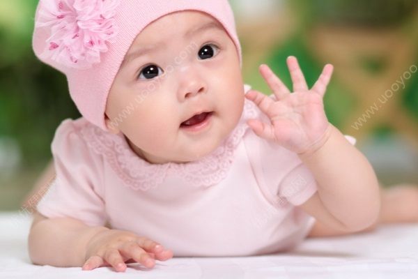 寶寶舌頭潰瘍要怎么調(diào)理？日常這樣喂養(yǎng)寶寶能避免(2)