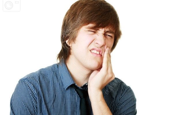 牙髓炎有什么癥狀表現？牙髓炎要這樣治療護理(1)