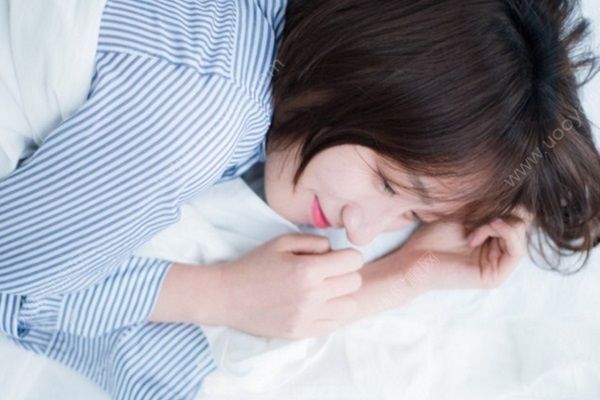 女性女性私處痙攣有什么癥狀？女人女性私處痙攣會有這些表現(xiàn)(1)