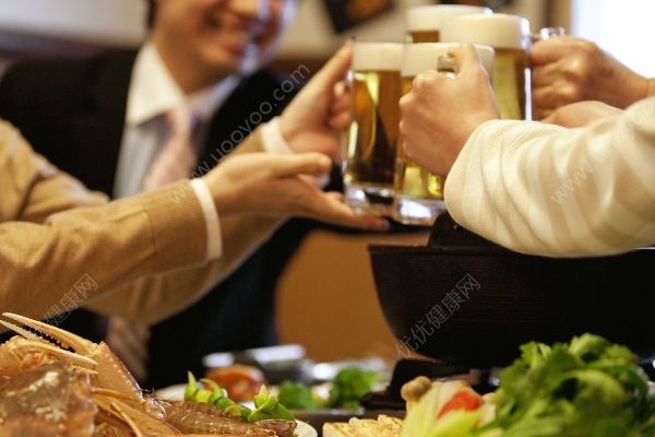 春節(jié)過年聚餐多，節(jié)日聚餐飲食要注意些什么？(4)