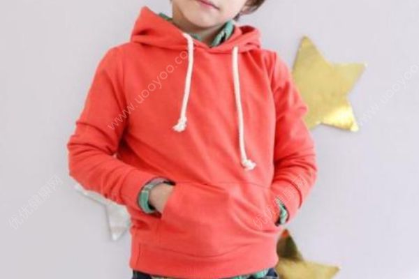一件新衣服讓孩子得肺炎！過年給寶寶買新衣服注意！(2)
