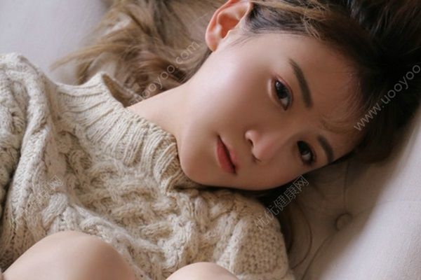 女性內(nèi)褲發(fā)黃是什么原因？內(nèi)褲發(fā)黃如何做好護理工作？(1)
