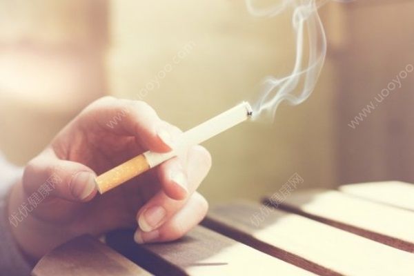老太襠部藏火柴欲登機(jī)被查全因煙癮大，怎樣才能戒掉煙癮？(3)