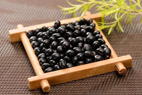 拜仁科曼手術(shù)成功，韌帶斷裂拉傷怎么治療護(hù)理？(4)