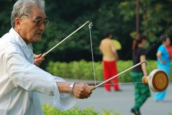 105歲老人能背誦180字長(zhǎng)聯(lián)，老年人記憶力下降怎么辦？(2)