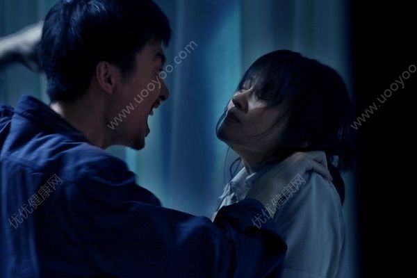 湖南男子毆打智障母親被拘視頻曝光，看了想打死他(3)
