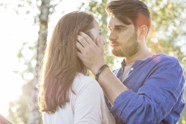 一米八帥小伙染上難以啟齒的病，只因美女一個(gè)吻(3)