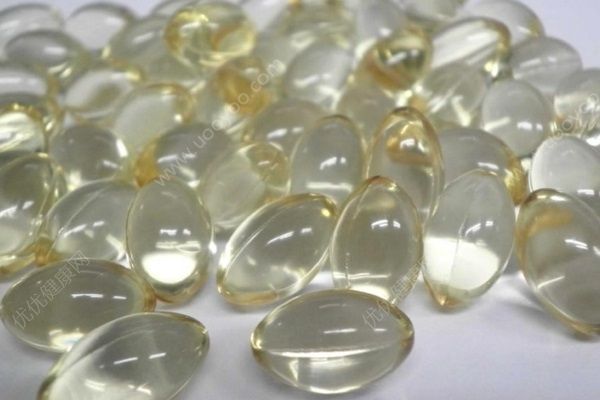 連吃幾十粒維生素E軟糖，4歲男童緊急送醫(yī)(4)