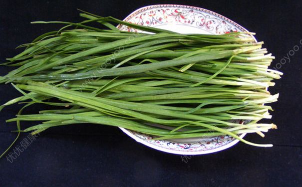吃韭菜會流產(chǎn)嗎？流產(chǎn)能吃韭菜嗎？(1)