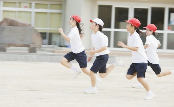 小學(xué)生怎么跟女生表白？小學(xué)男生怎么向女生表白？(4)
