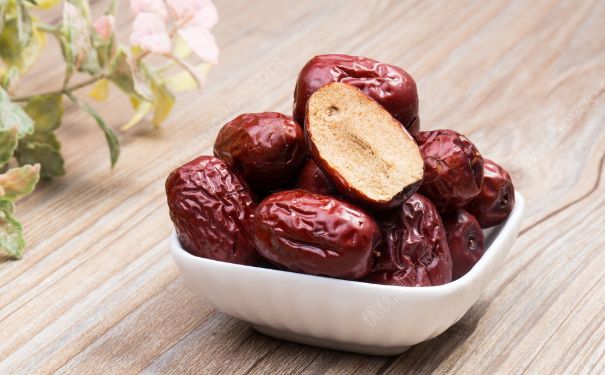 紅棗會(huì)回奶嗎？哺乳期吃紅棗會(huì)回奶嗎？(1)