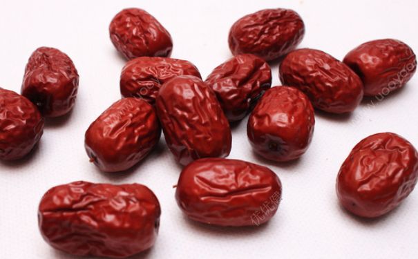 吃紅棗會影響月經(jīng)嗎？紅棗會影響來月經(jīng)嗎？(2)