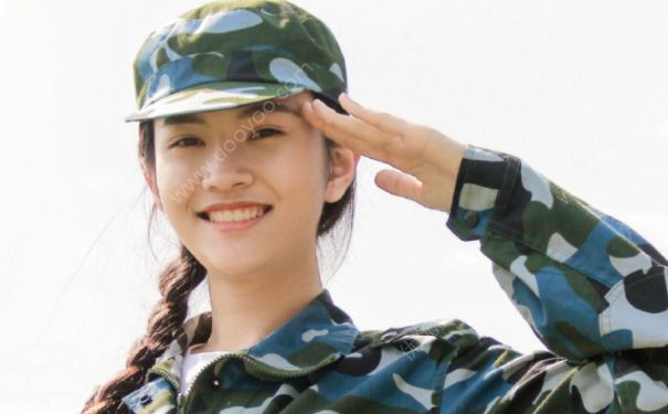 大學(xué)軍訓(xùn)會(huì)曬黑嗎？軍訓(xùn)后怎么變白？(1)