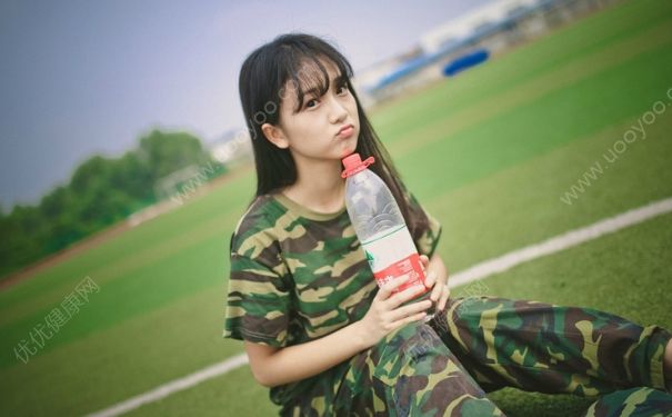 大學(xué)軍訓(xùn)會(huì)曬黑嗎？軍訓(xùn)后怎么變白？(3)