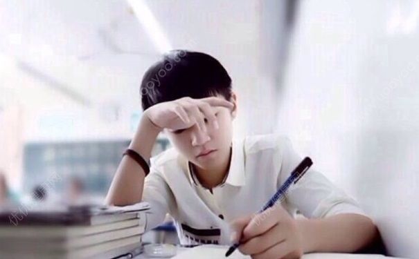 暑假不想做作業(yè)怎么辦？暑假作業(yè)好多不想做怎么辦？(1)