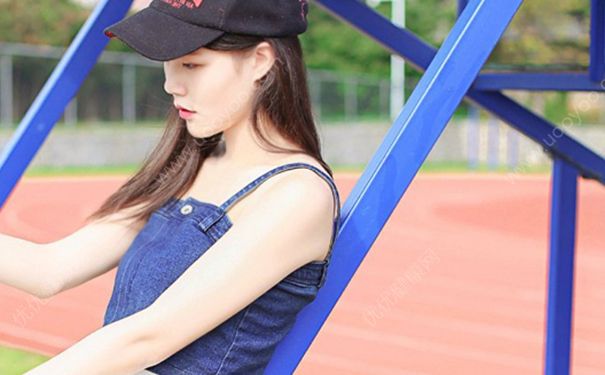 14歲女生胸下垂是怎么回事？14歲女生胸部下垂怎么辦？(2)